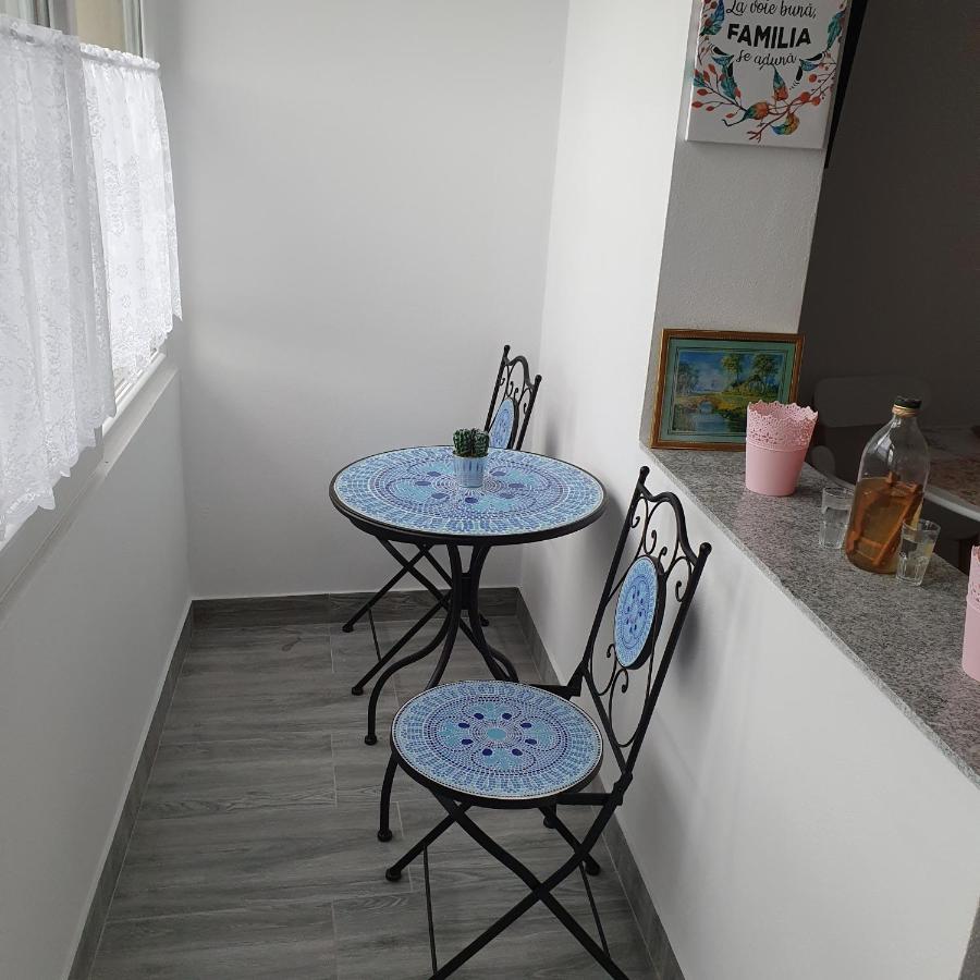 Sendy Apartment Orsova Exterior photo